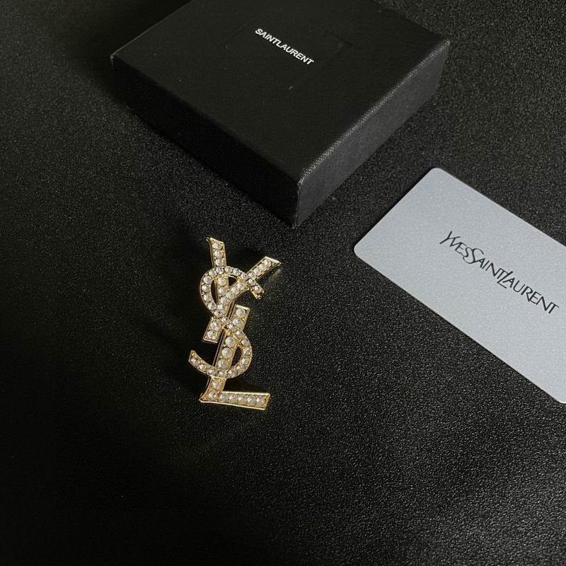 YSL Brooch 03yxs08