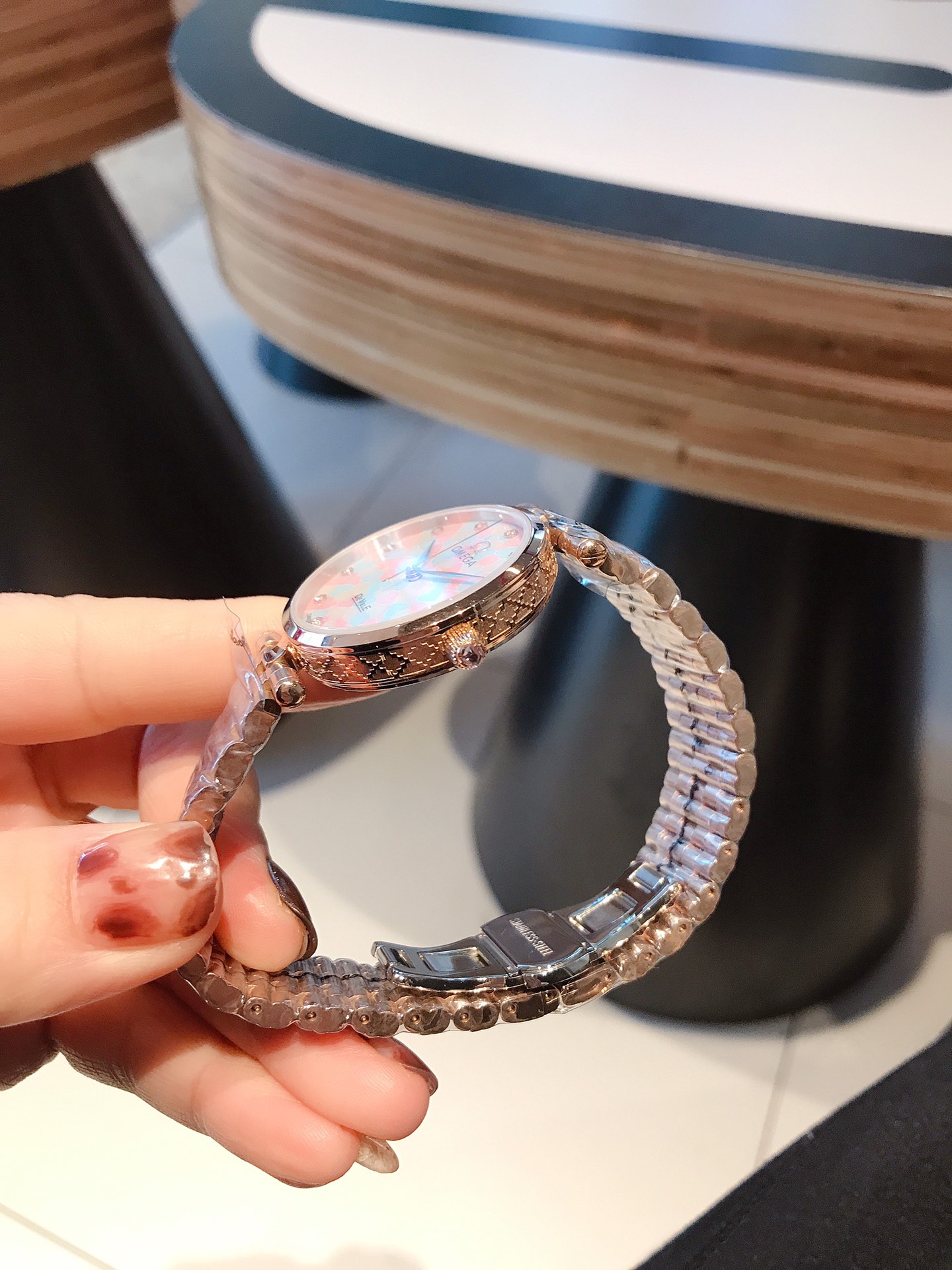 Omega women 34mm (4)