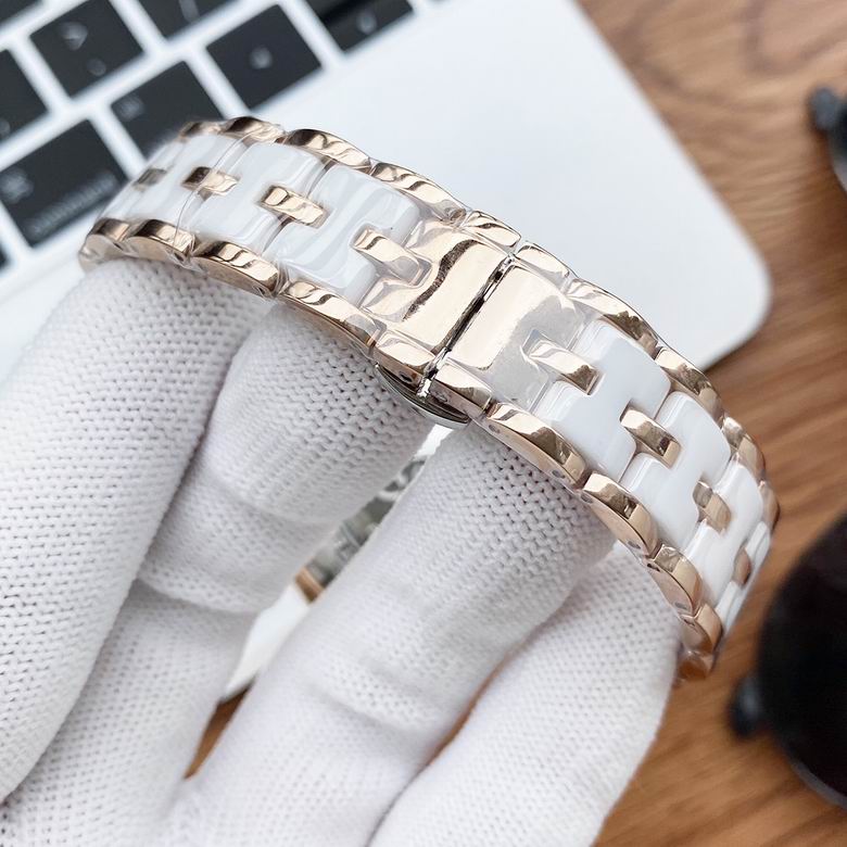 Ornega women 35mm (11)