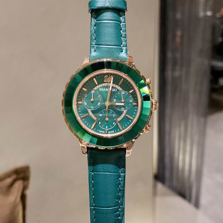 Swarovski women 39mm (1)