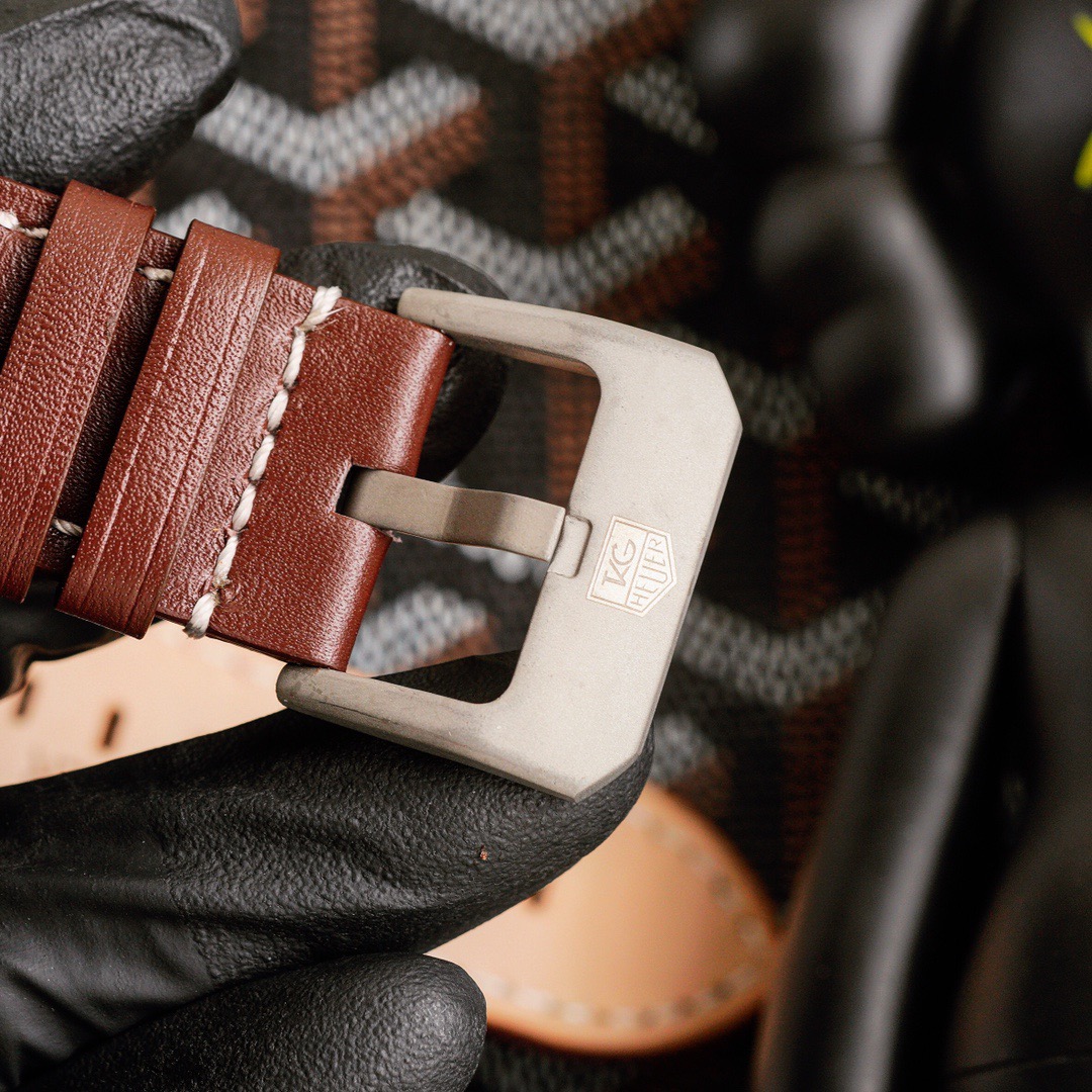 Tag Heuer 40mm watch mb (4)