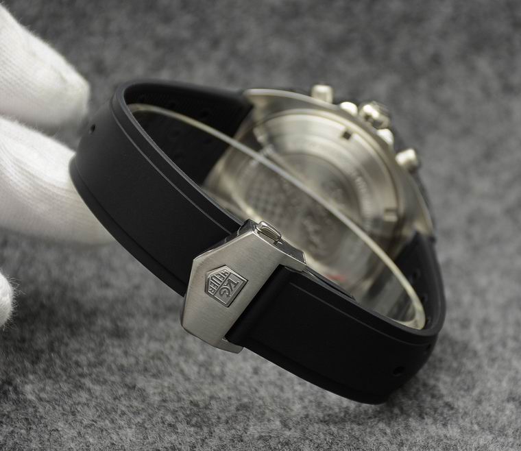 Tag Heuer men 44X16mm (1)