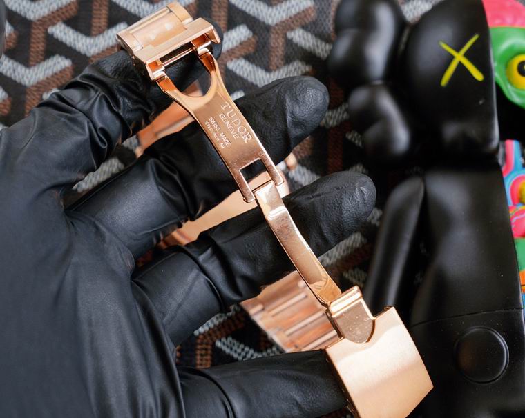 Tudor 42mm watch (14)