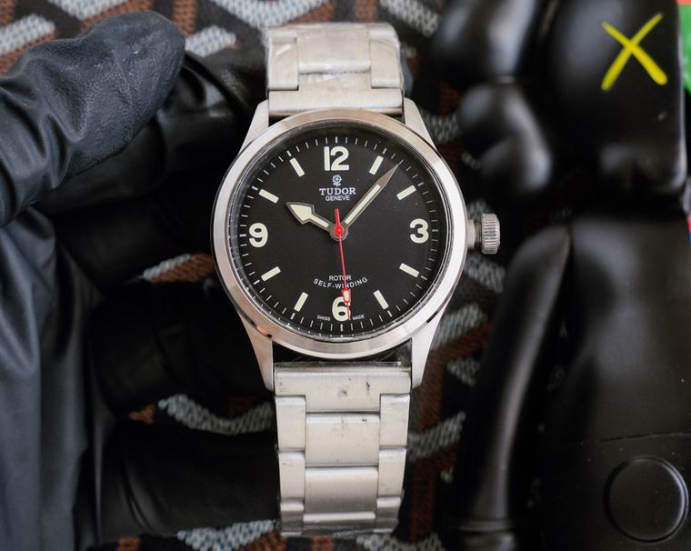 Tudor 42mm watch (15)