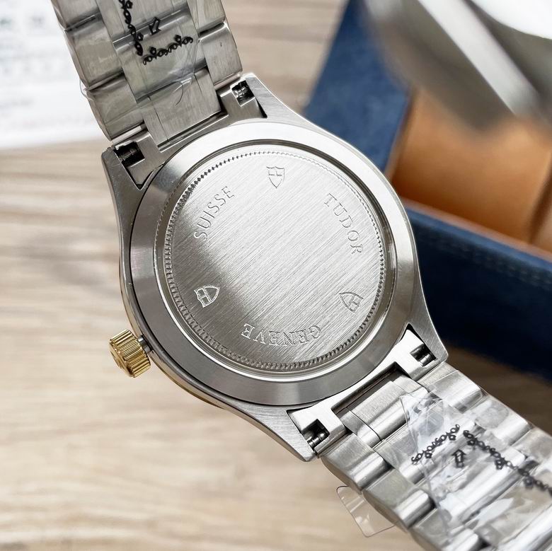 Tudor Men watch  (5)