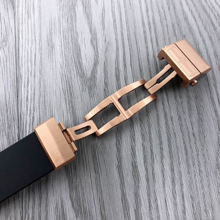 Ulysse Nardin 42.7mm (1)