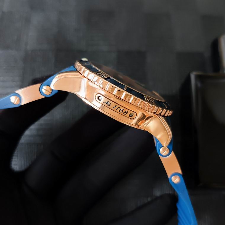 Ulysse men 43mm (16)