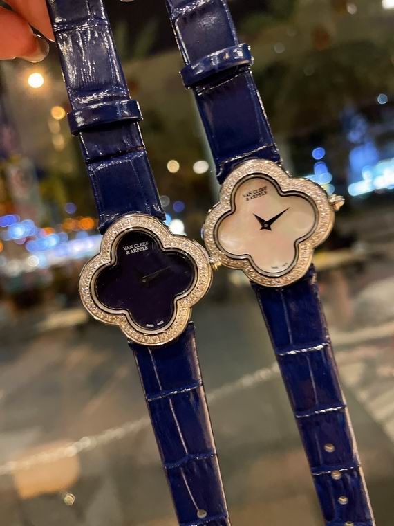 Van Cleef & Arpels watch (21)