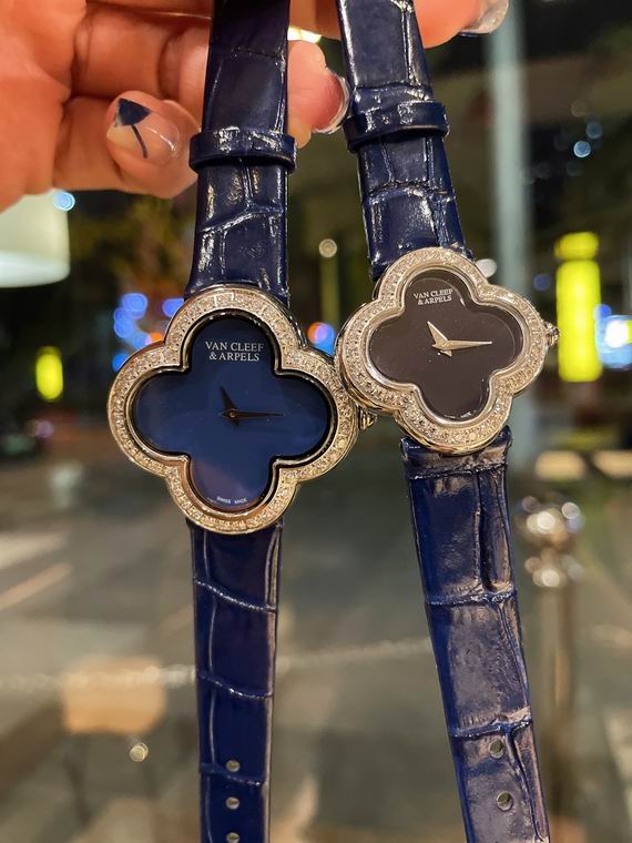Van Cleef & Arpels watch (22)