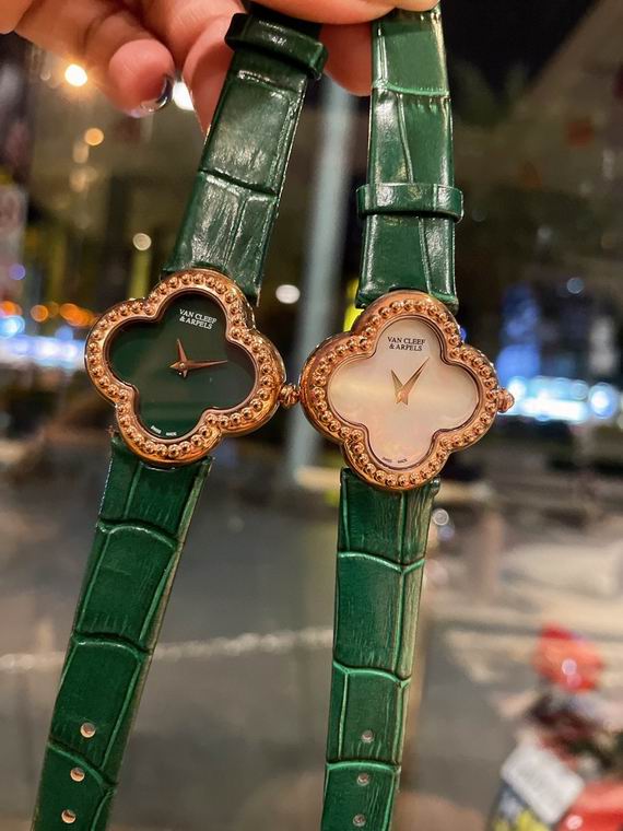 Van Cleef & Arpels watch (5)
