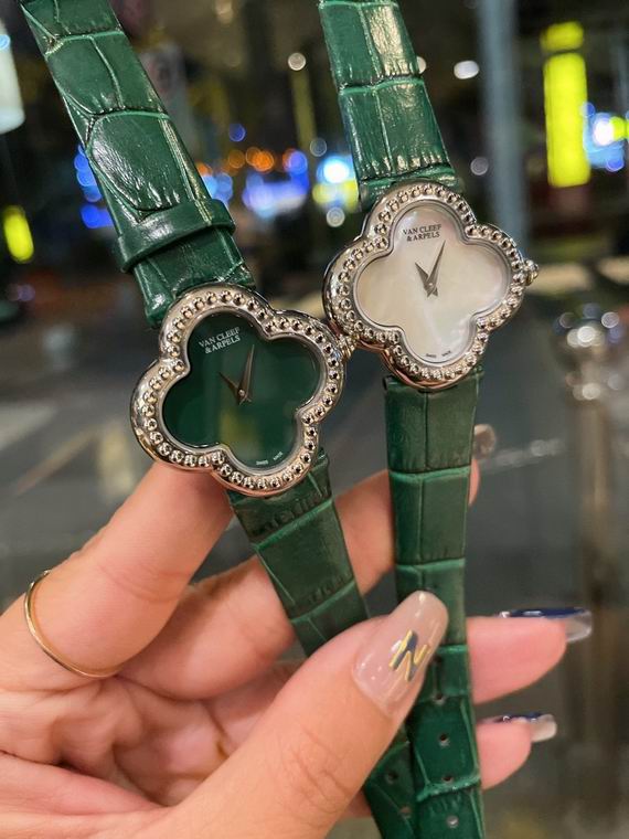 Van Cleef & Arpels watch (6)