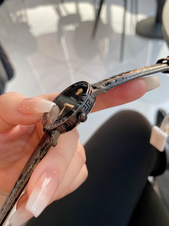 Versace watch 31mm (33)