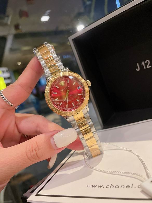 Versace women 35mm (7)