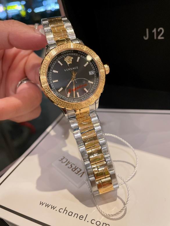 Versace women 35mm (9)