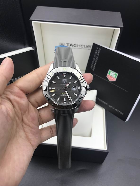 Tag Heuer watch (208)