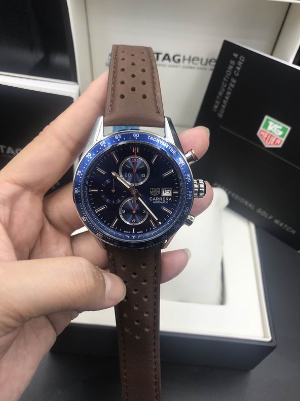 Tag Heuer watch (505)