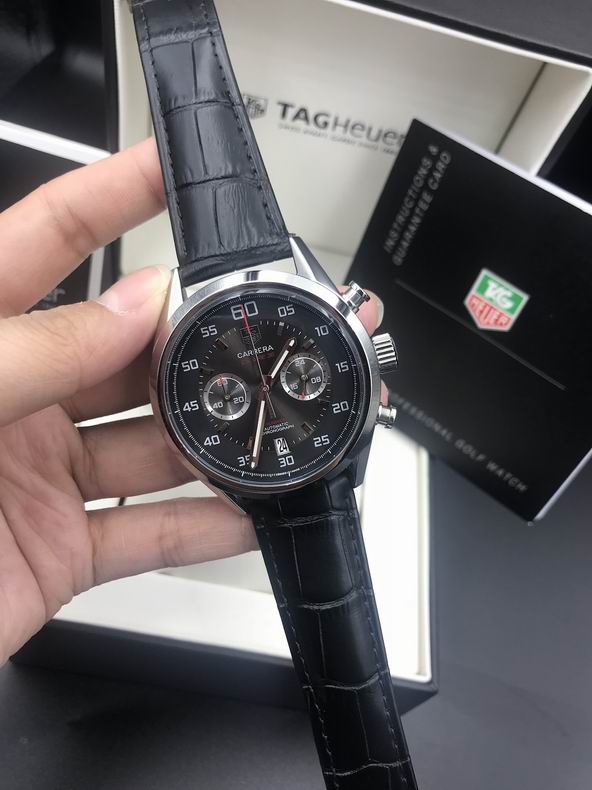 Tag Heuer watch (555)