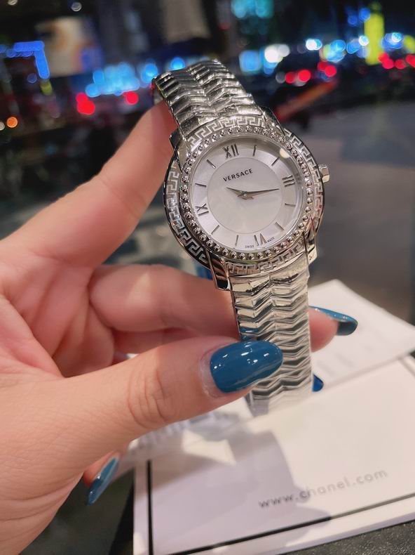 Versace watch 34mm (36)