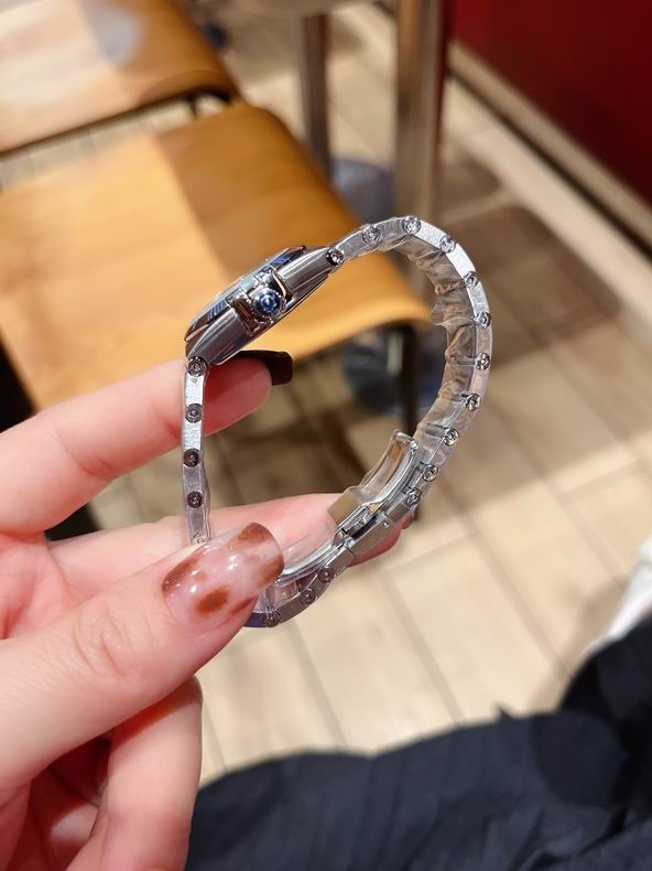 Omega women 28mm (8)