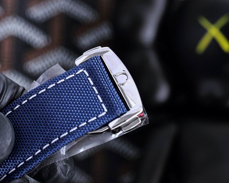 Omega men 45mm 03 (4)