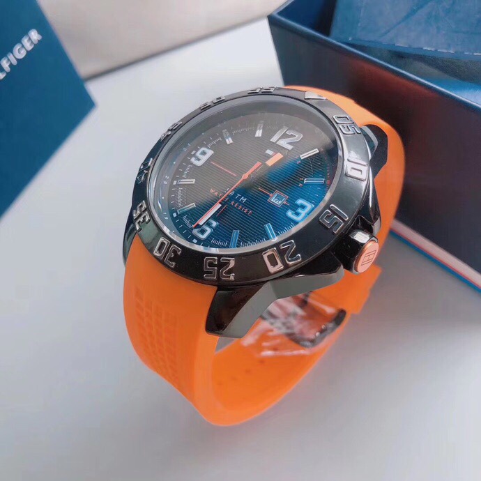 Tommy Hilfiger men 44mm 75 (1)
