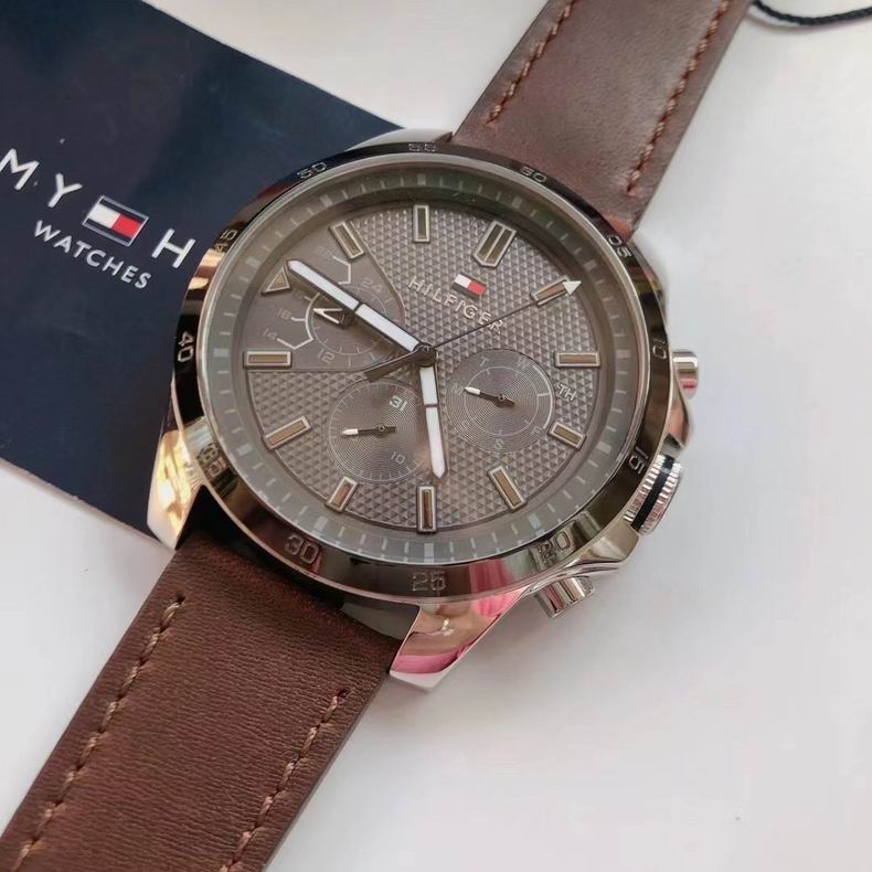 Tommy Hilfiger men 46mm 83 (1)