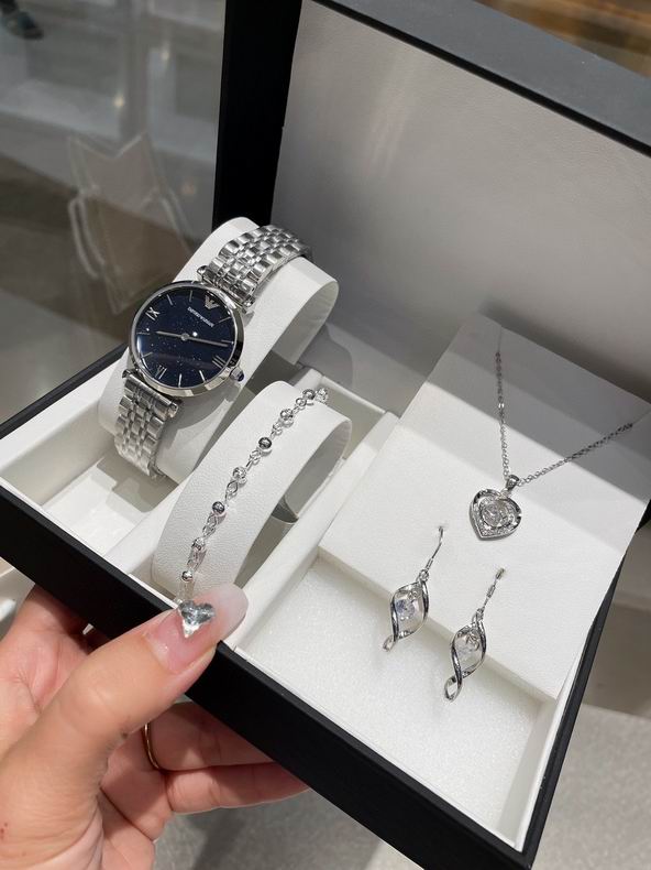 Armani women 33X9mm 072209 (8)