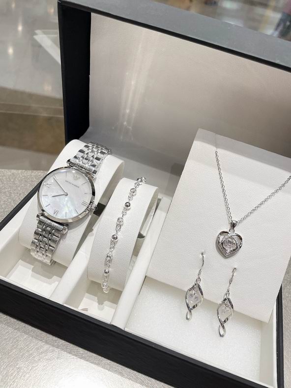 Armani women 33X9mm 072212 (9)