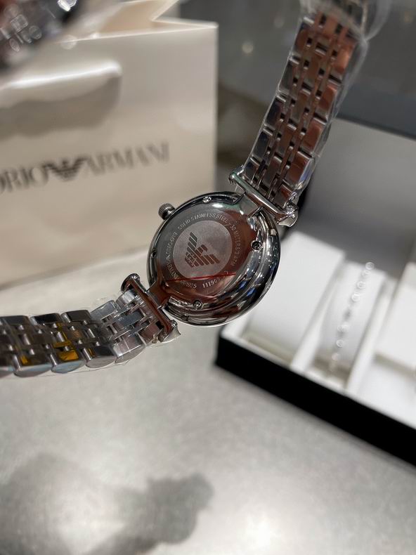 Armani women 33x9mm 072211 (5)