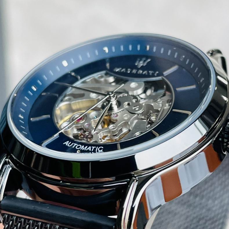 Maserati men 43mm 70 (1)