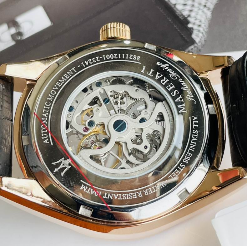 Maserati men 43mm 80 (1)