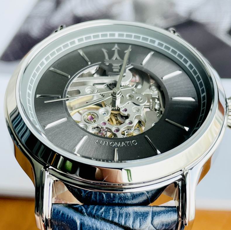 Maserati men 43mm 83 (6)