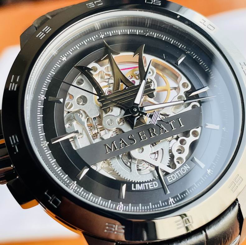 Maserati men 43mm 85 (6)