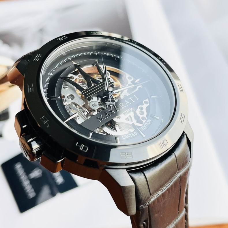 Maserati men 43mm 85 (7)