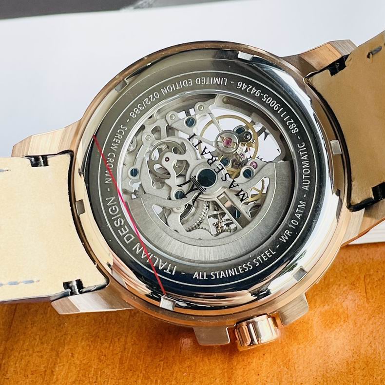 Maserati men 43mm 85 (9)