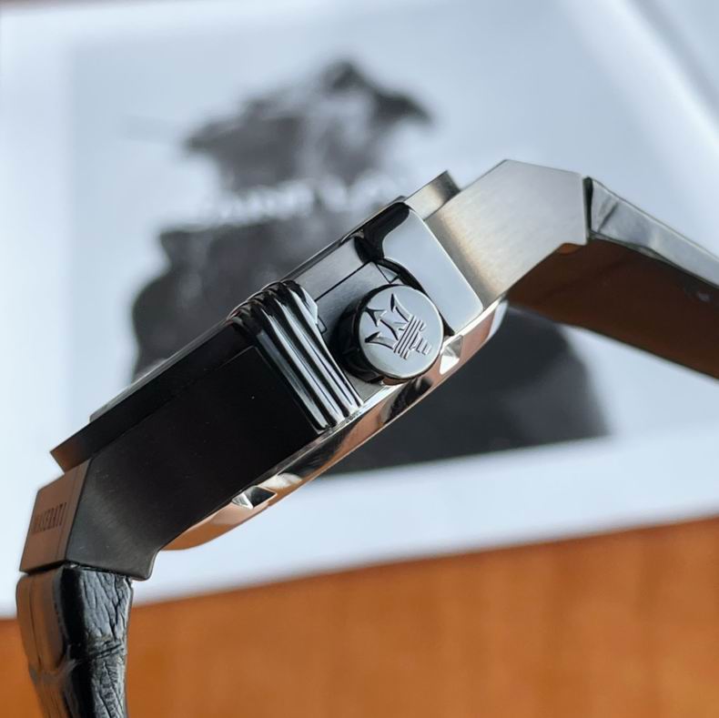 Maserati men 43mm 88 (2)