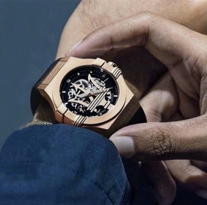 Maserati men 43mm 88 (24)