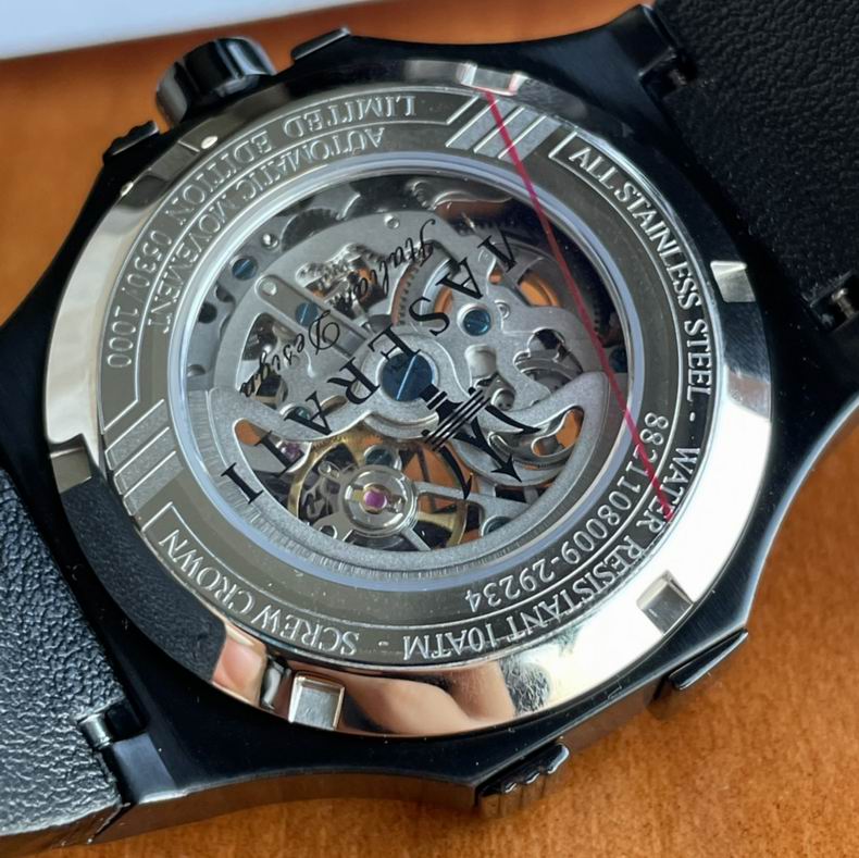 Maserati men 43mm 88 (33)