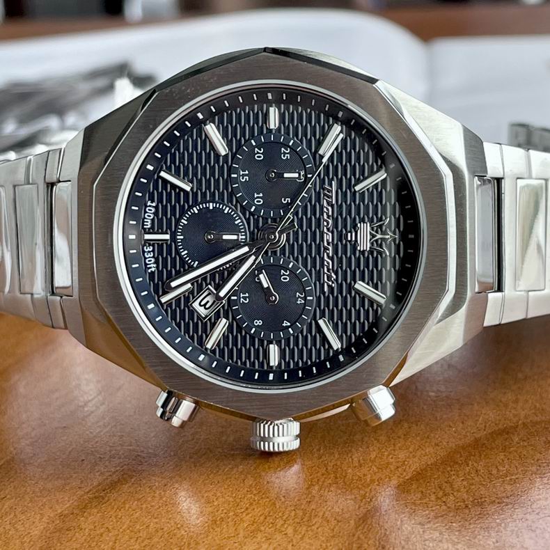 Maserati men 43mm 89 (8)