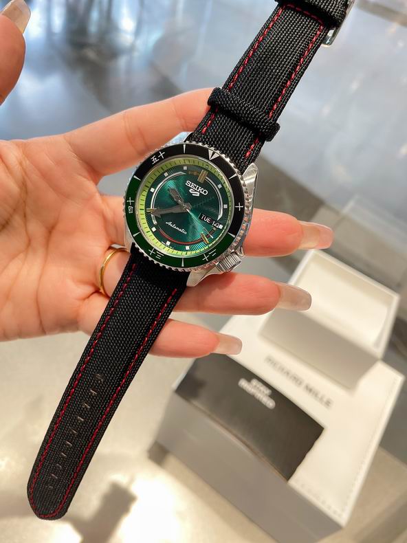 Seiko watch 42.5X13.4mm 41 (27)