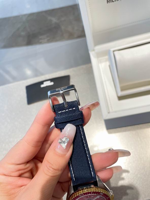 Seiko watch 42.5X13.4mm 41 (35)