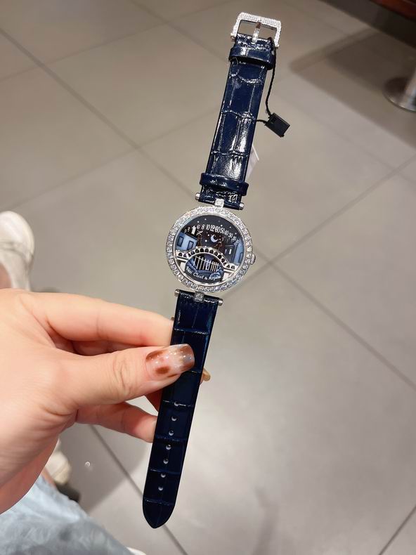 Van Cleef & Arpels women 38X8mm 072217 (14)