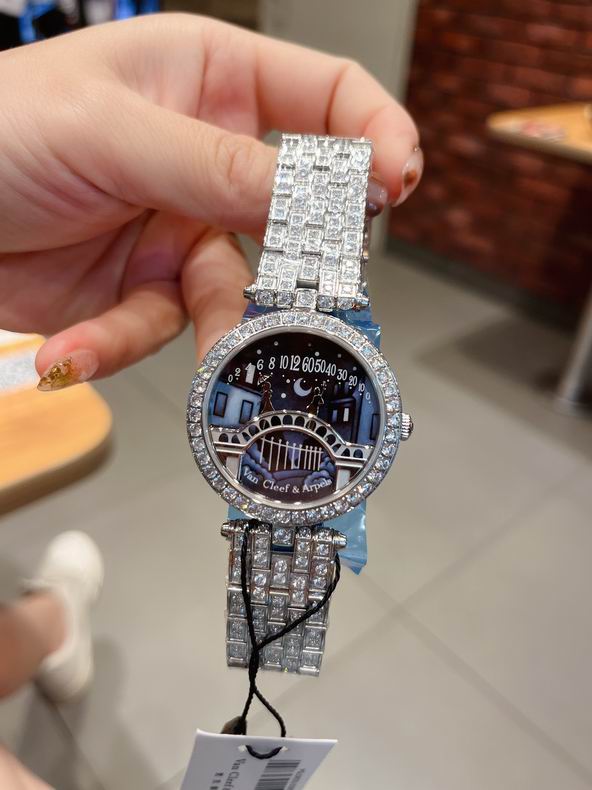 Van Cleef & Arpels women 38X8mm 072217 (6)