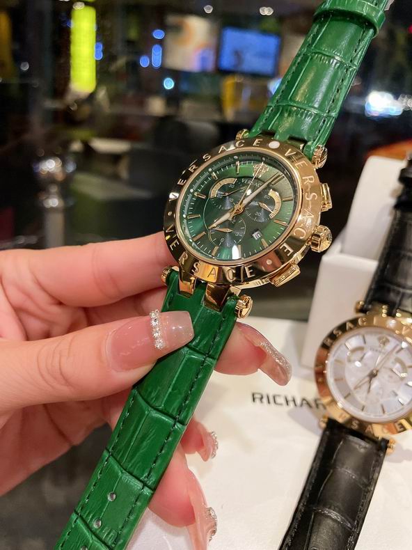 Versace watch 42mm 61 (15)