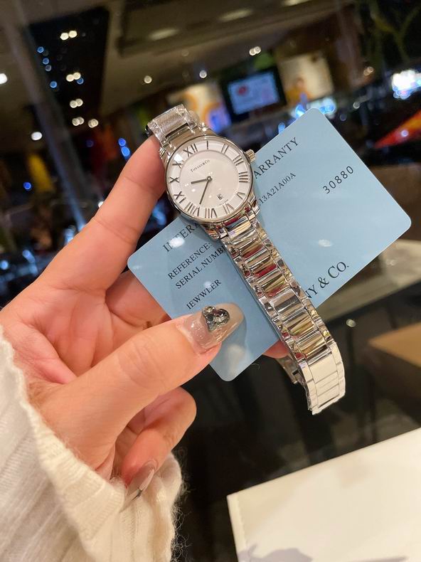 Tiffany women 28mm 080611 (16)