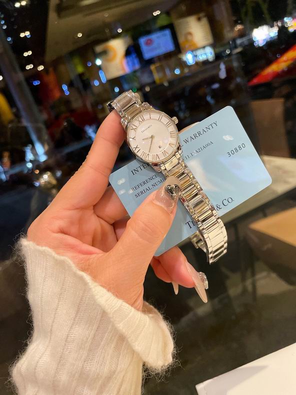 Tiffany women 28mm 080611 (17)