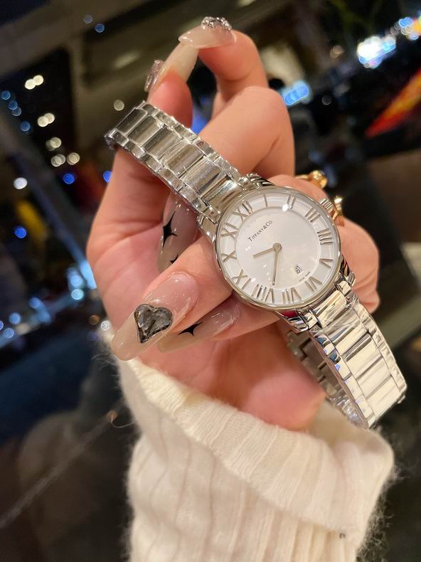 Tiffany women 28mm 080611 (18)