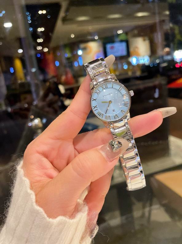 Tiffany women 28mm 080611 (7)