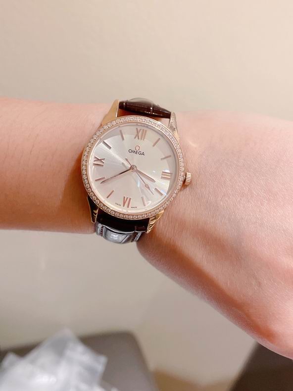 Omega women 34X8mm 091502 (3)