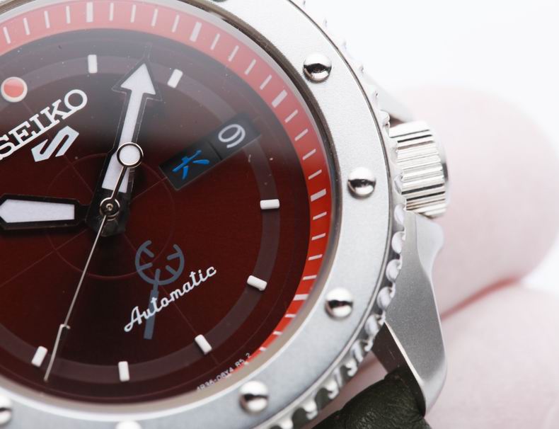 Seiko 42.5X13.4mm 092104 (9)